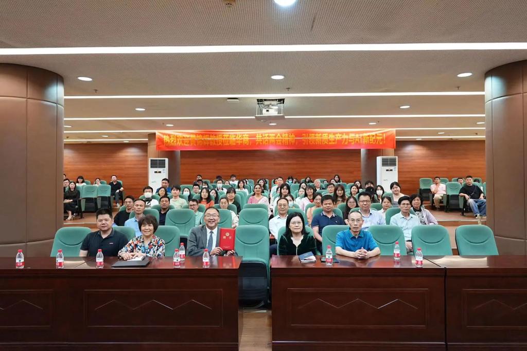 AA836B9F958C44F23B3BA31A1D3_5A787CE8_1945F AA836B9F958C44F23B3BA31A1D3_5A787CE8_1945F