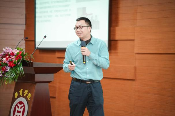 7B331B58989BE489EC21BB6E813_E1EAF6DC_3CC31