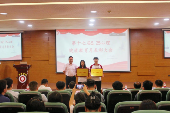 789DBC45428E80A8B2BCAE21E22_A10DB7FB_C7B4A