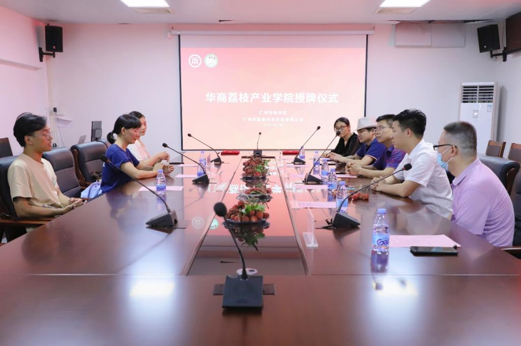 1B9B84E40EF7E67FC6DD67A3FC5_17ABCD8D_112A3