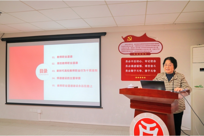 4B84BB56AEE372343C1F72B3919_2B47B3FC_31001