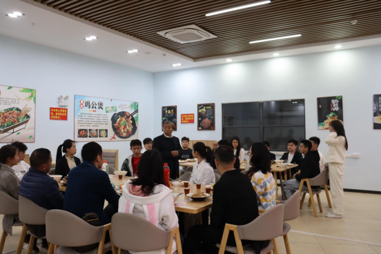 4CD3604F3BD14F03739A70F7437_657F953D_C6CE5