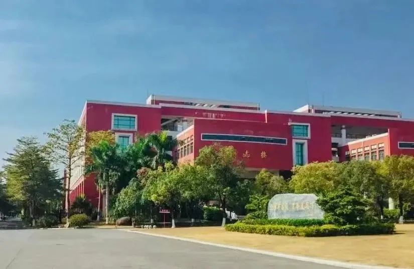 2E33BF6A7189D7D08BF2AA30045_CBF4C47C_F875