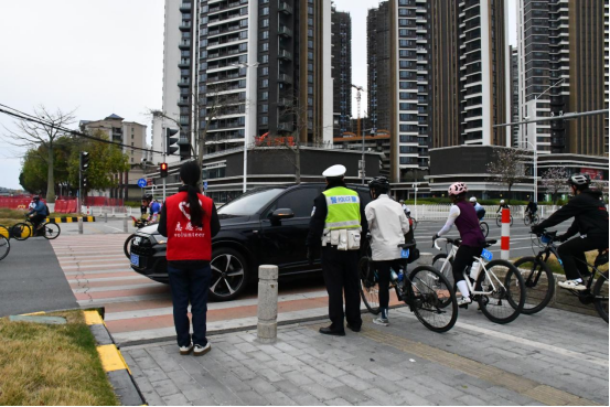 A09A32728E12DF3432C5609903D_CF33D1EA_C7B4A