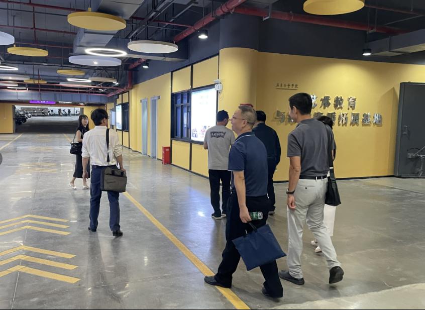 9A863EAB765285181A259E3B23D_4960C434_12115