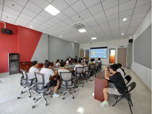 AACFFEC1081B12AFC2A81A4151C_2256F850_2461A