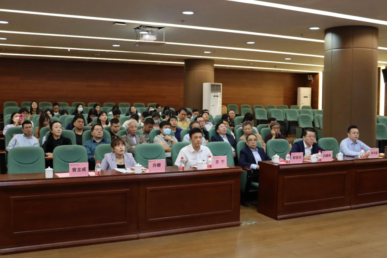 636530B7651D3A1208F7333B1D5_C92C7BCE_1EA53