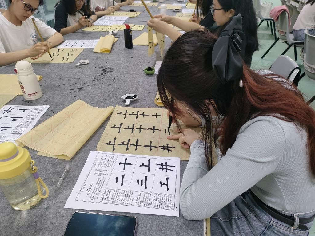 E0610D01246A40860DFDF7CE238_C99A81BD_225B6