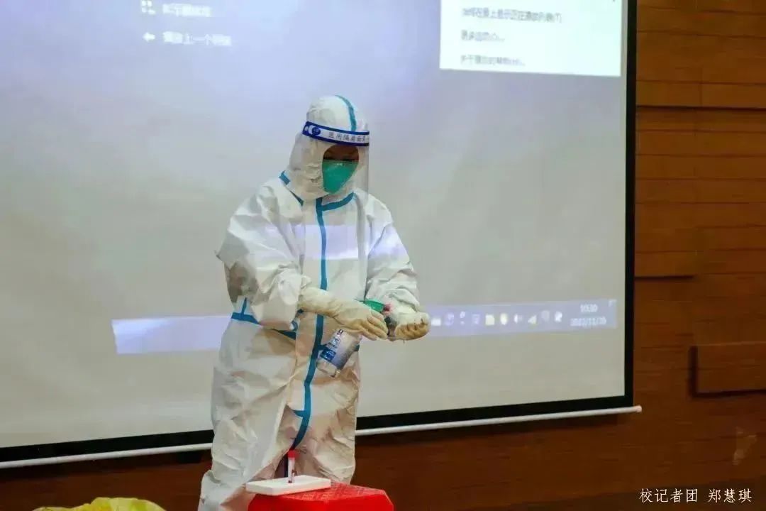 ECABFB6280906081408EDCDBE71_E122424A_CCBC