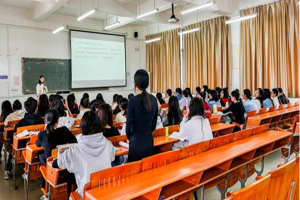 56737DFC44A271D6AA985C09B45_335902C4_E5CF9