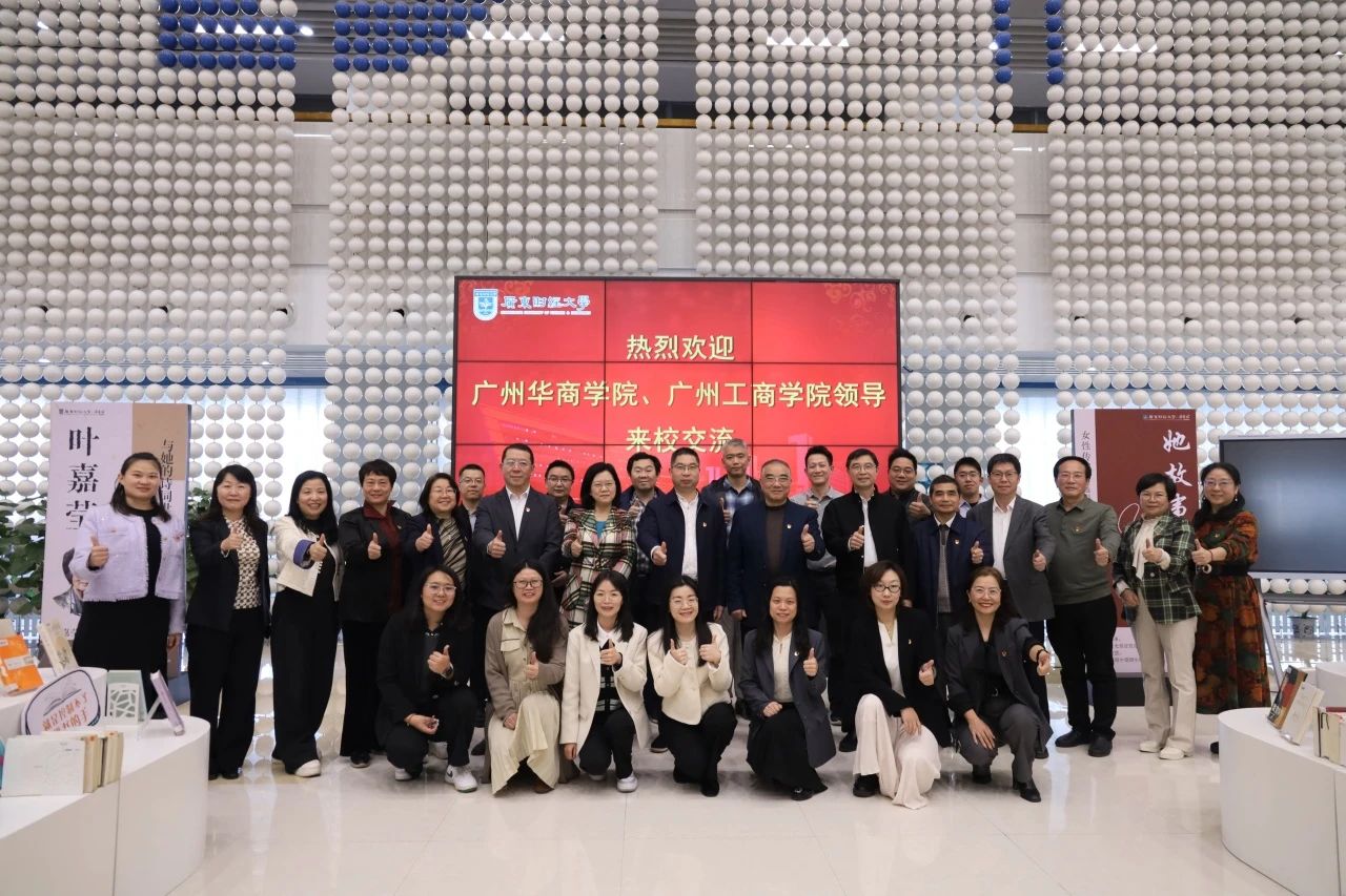 4D6376B6E9AF7CCB5D552A5299E_883E22F6_34B9D