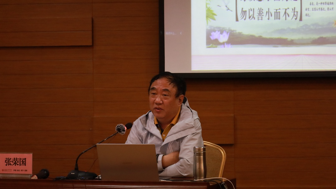 F35DE309471D7C8A489D8E6252C_71465829_9D930