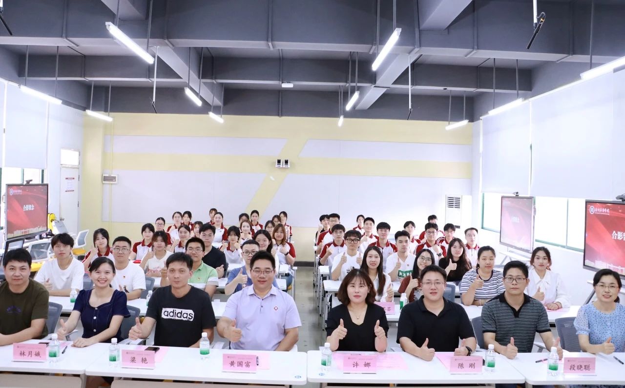 14D891BE2F737876DB8213CA132_5C5E1E90_2317E 14D891BE2F737876DB8213CA132_5C5E1E90_2317E