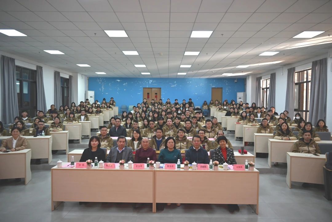 757FA1D5D91C98292D06079BE14_AE37F1A0_1B349