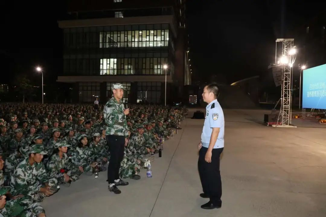 3533CC2BCBAE4F54D20B45B618D_83BE6E65_14E9C