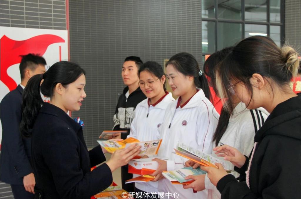 0BECE18B589033E1A895F699A91_511A5C86_13B1C