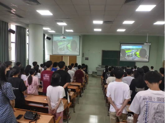 32DD264D8210F330AE5193AD9D3_099AC3D9_CDECE