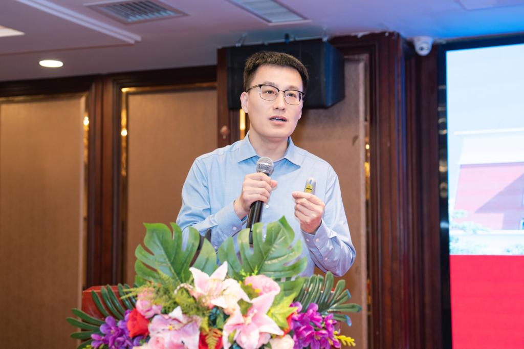 7B6A42EED5FE27711E5642F77B8_4332F74F_10F0D 7B6A42EED5FE27711E5642F77B8_4332F74F_10F0D