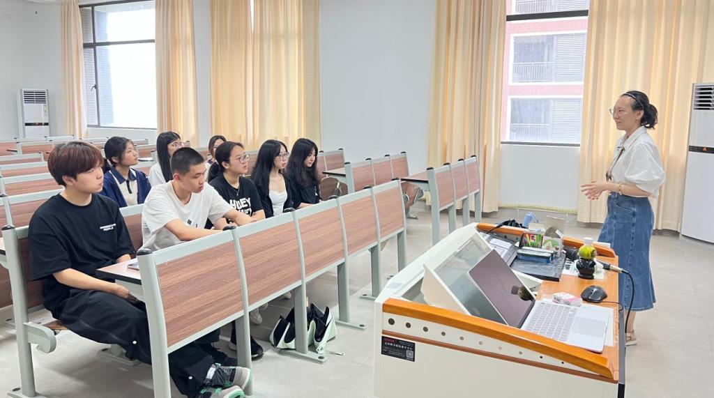 FC0855AB6773B7788DE963A1740_9D5B5312_14BA2