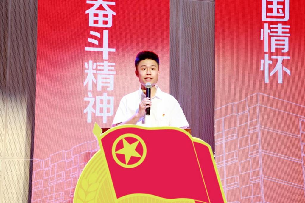 07F000CD8880BC5FE95934EC9B4_745C4C05_1BDE6