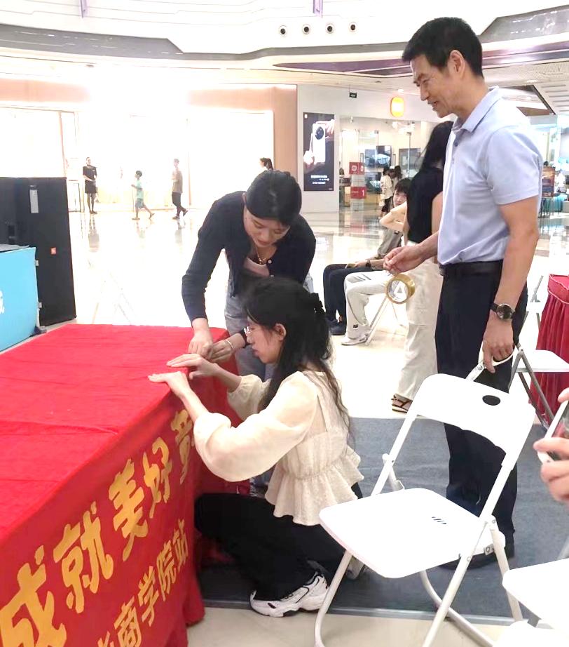 563267B3DF1C46A28D62F4DAAB7_73922CBD_182B8