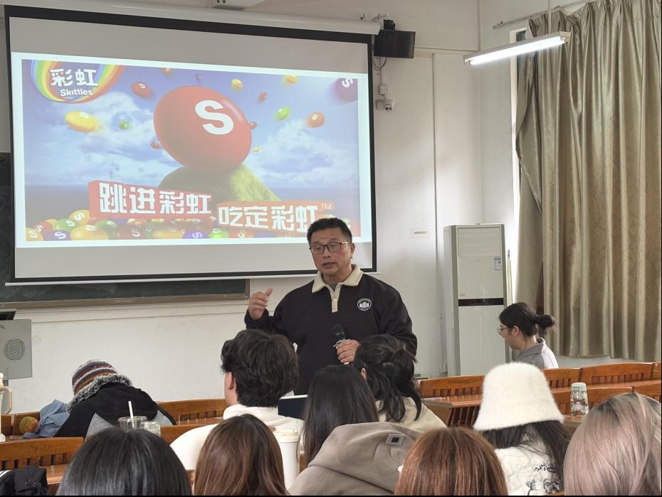 40282EFEEF1FC6E18E7708CC91A_2FF5CE1D_15C10