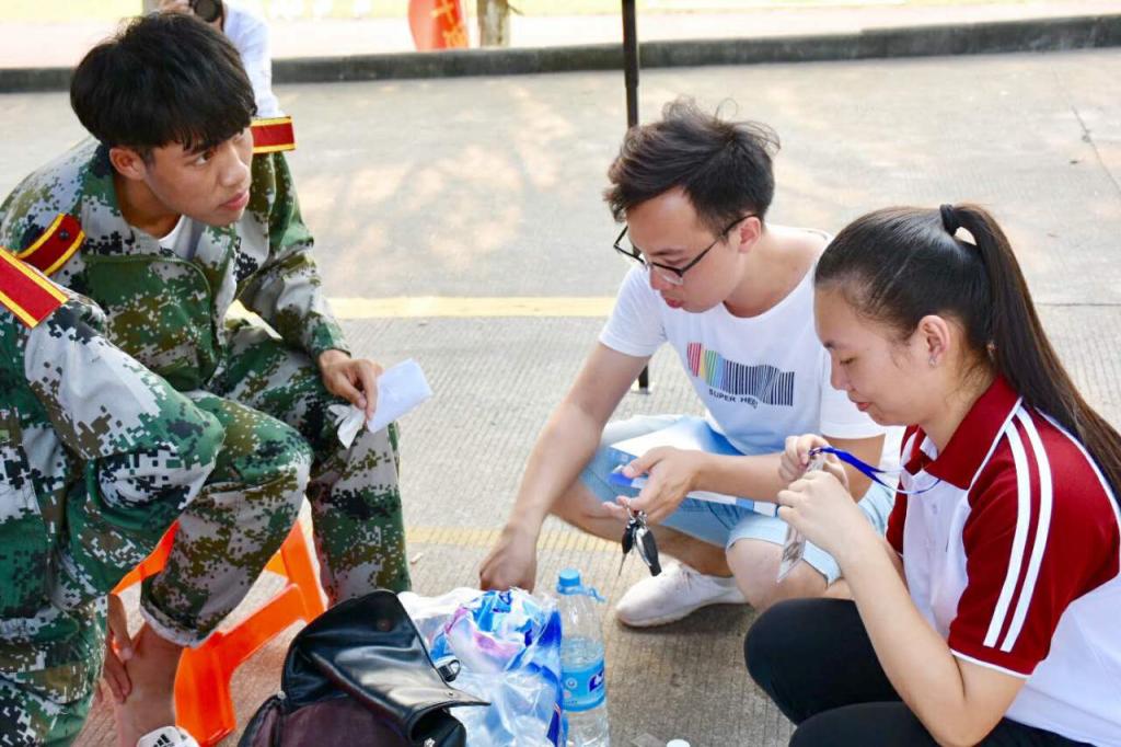 2lhh1y1u0h 2lhh1y1u0h