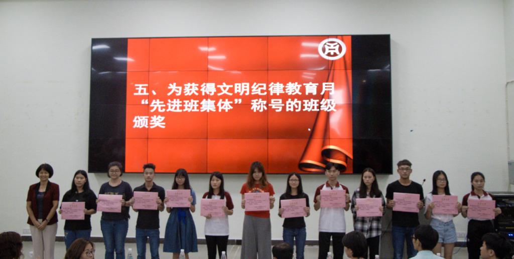 1z1uhuul8v 1z1uhuul8v