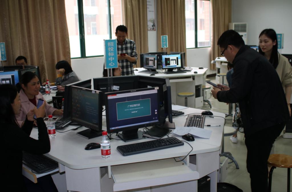 3vhdusb704 3vhdusb704