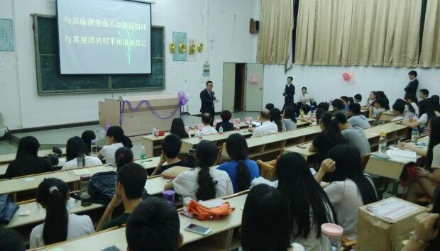 20CA121A71D1BE279C8F657541D12E13