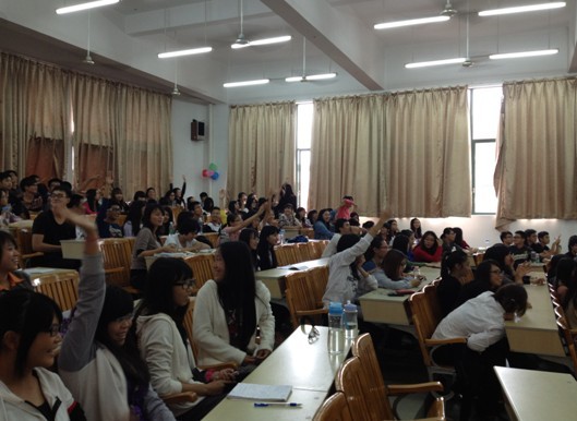 12EE791C88BAB2FBCA2CC4F0D9D101BC