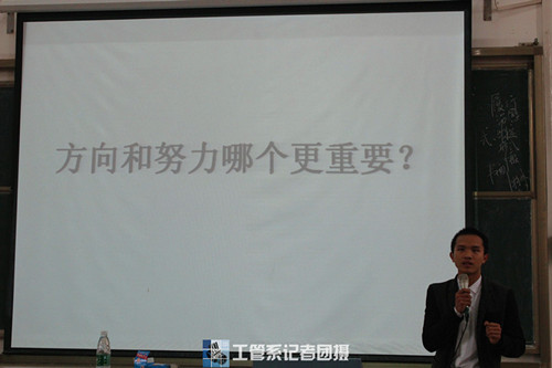 3DB8B9D06B88A2242124228EFB2F6EF4