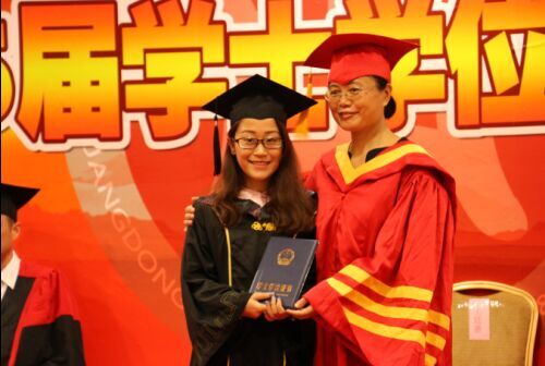 DEAEFA532D4FF03B8BFAE5E68C3F828F