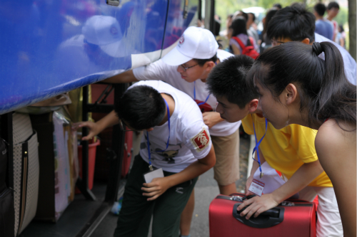 379757C82C49A9F44D2D408D4701AE7B