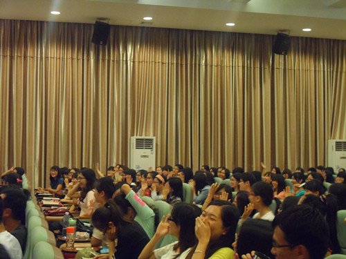 407F49DBB2194129BB3C561CFB4E10BE