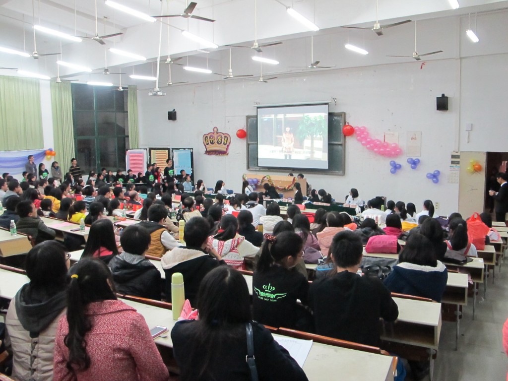 81B7B92FBB0BAF796F354D054DB62EB2 81B7B92FBB0BAF796F354D054DB62EB2