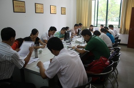 1AA81D4B1FC8F7829E2E4C9D59D053D1