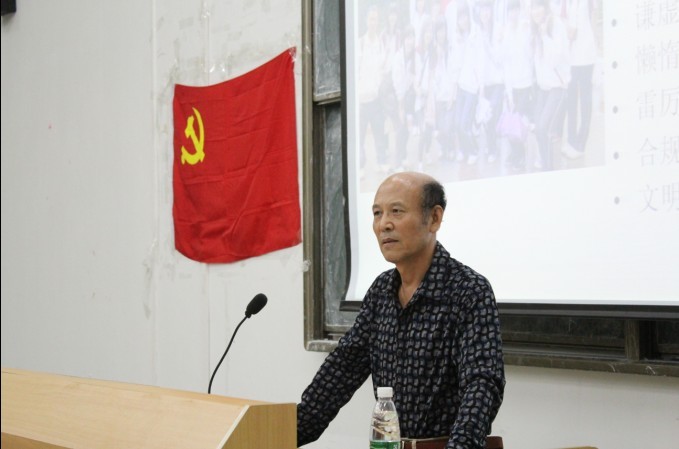 383F4E7FAF84117E096D7EEF333DBF44