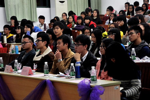 D42479FC5D7553ED03E17878AD89A658