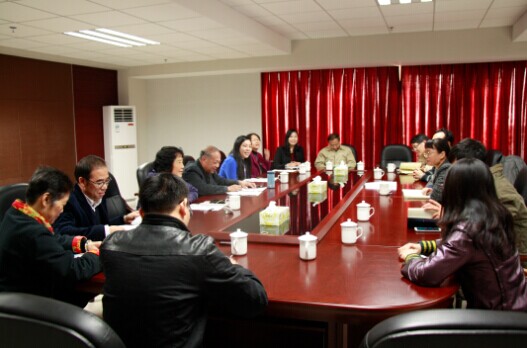 28F0576A21F6FB2E9576C38141B1042C