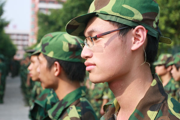 07B9CDA10F8FA28B2C1C7416FC58EE8B