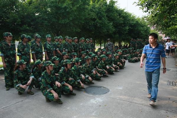 0BFDEAD62F20237D47E8205F4FFB1099