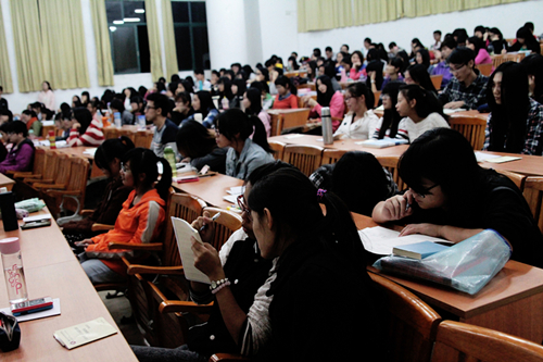 1F4E04BF489CEDDEF1F3DE8D614DA0ED