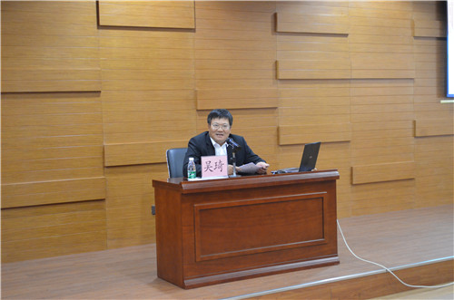 4F8B082B87F4ACBB12F289D2AABF3DA3