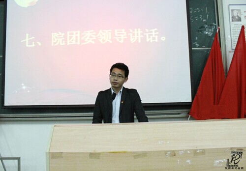 C5840E93E8B0B38F6AA540BE8F64A4D9