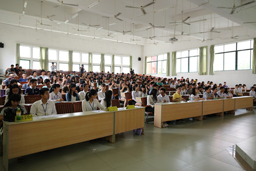 81DB564E3F9F82EAE4FCF428A33111F0